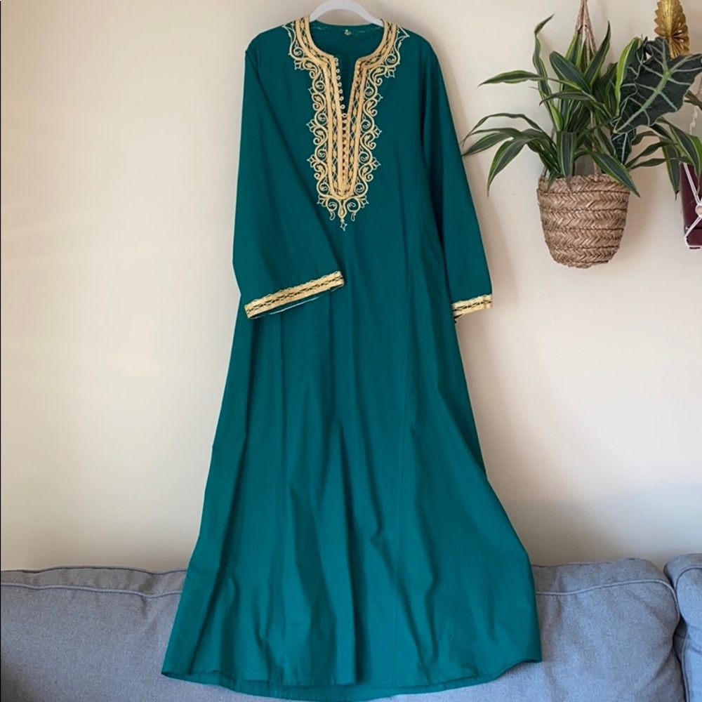 Embroidered Vintage 70’s Cotton Caftan